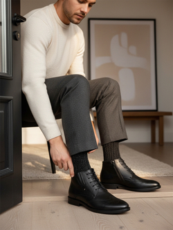 Ботинки на шнурках с классическим образом 610В