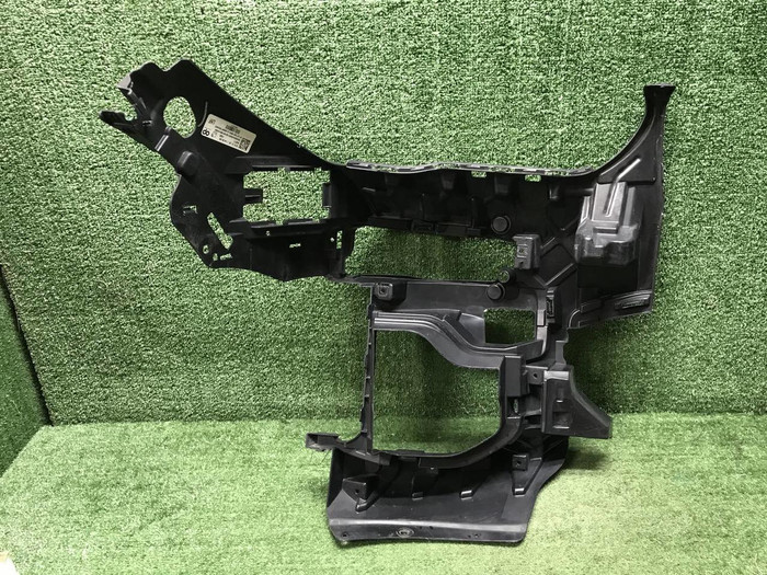 Кронштейн перед. бампера BMW X5 G05 18-23 M-paket