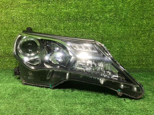 Фара правая Toyota RAV 4 ca40 (2012-2015) ксенон