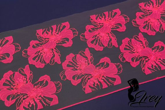 05-97 Вышивка на неэл. сетке 27 см, кофе с молоком/неоновый розовый