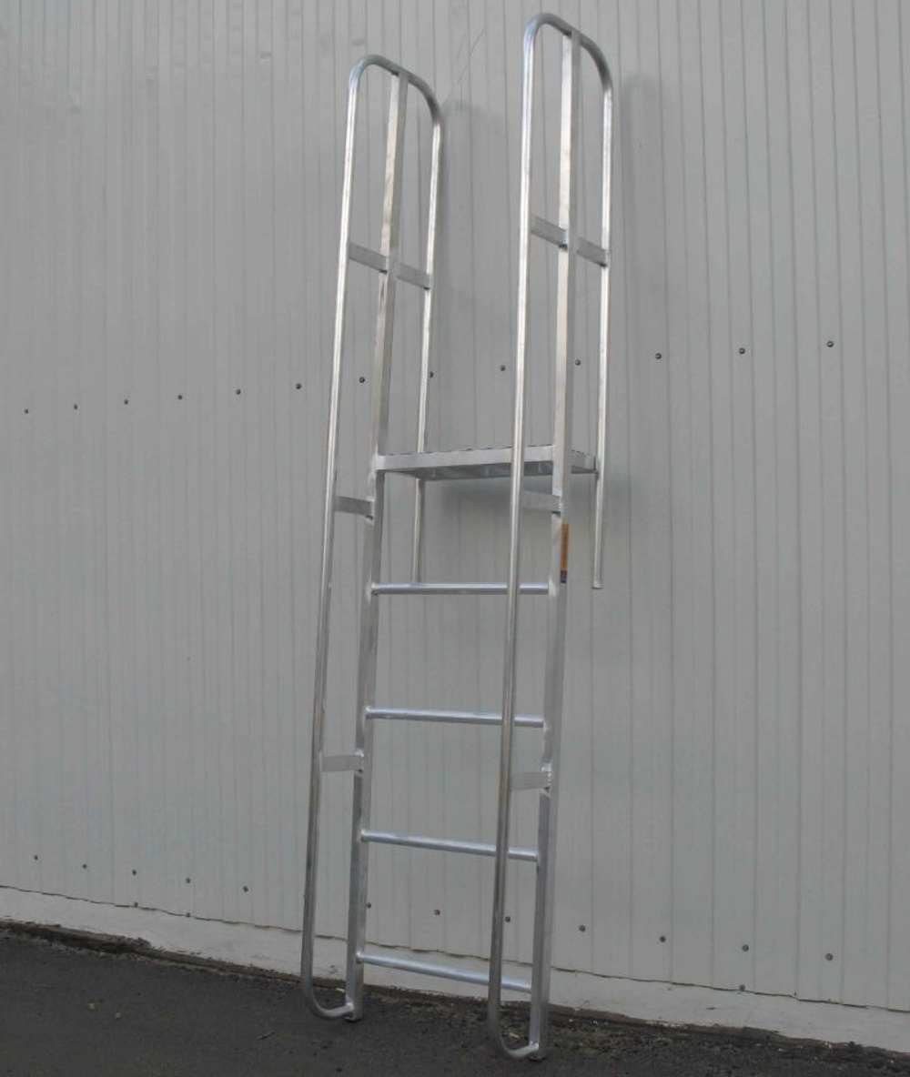 Лестница навесная аварийно-спасательная MEGAL ЛАС 4,75 х 600