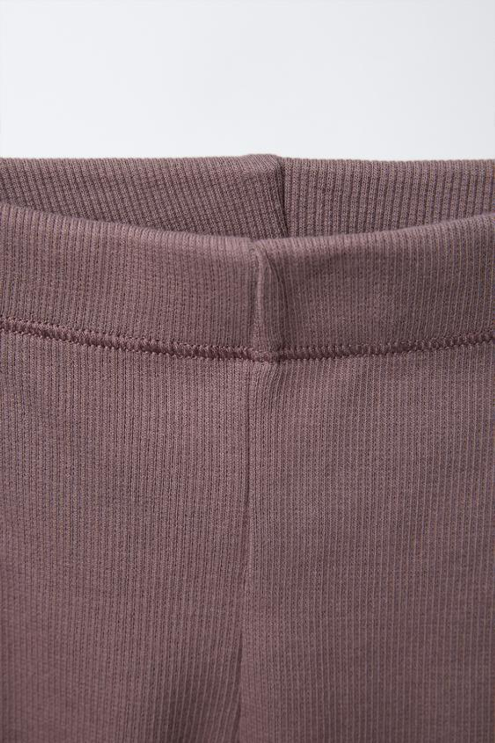 ZARA КОМПЛЕКТ ИЗ ТОЛСТОВКИ И ЛЕГИНСОВ С ПРИНТОМ В РУБЧИК, КОРИЧНЕВЫЙ