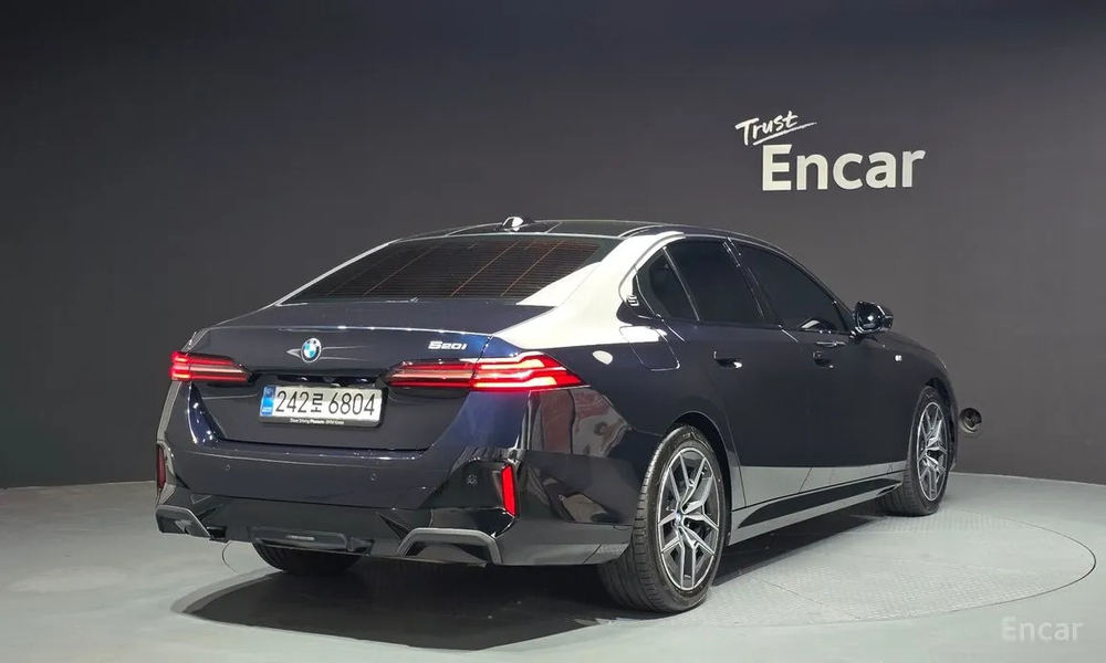 BMW 5 серии (G60) 520i M Sport