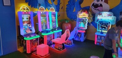 Детский автомат с видеоиграми «Мотогонка»