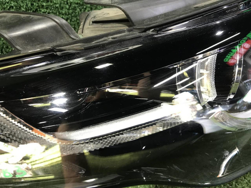 Фара правая Land-Rover Discovery Sport (2014-2019) ксенон