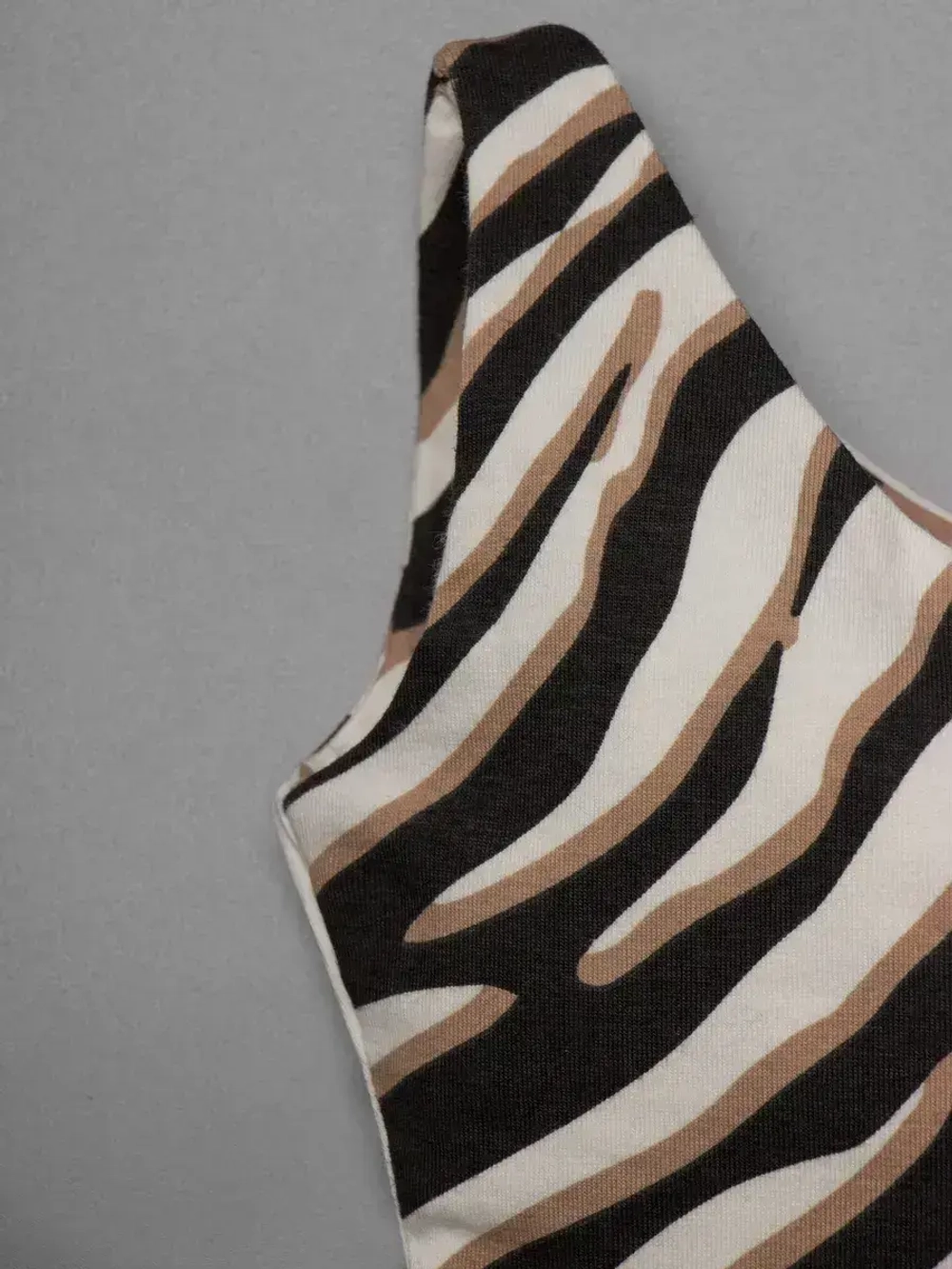 Топ для девочки летний