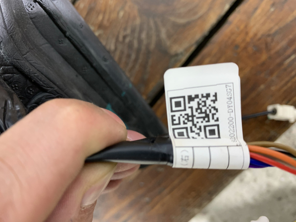 Зеркало правое 10+1 pin Changan Lamore Б/У Оригинал 8202200DY04SG7