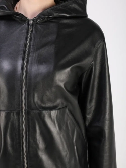 Кожаная куртка демисезонная с капюшоном