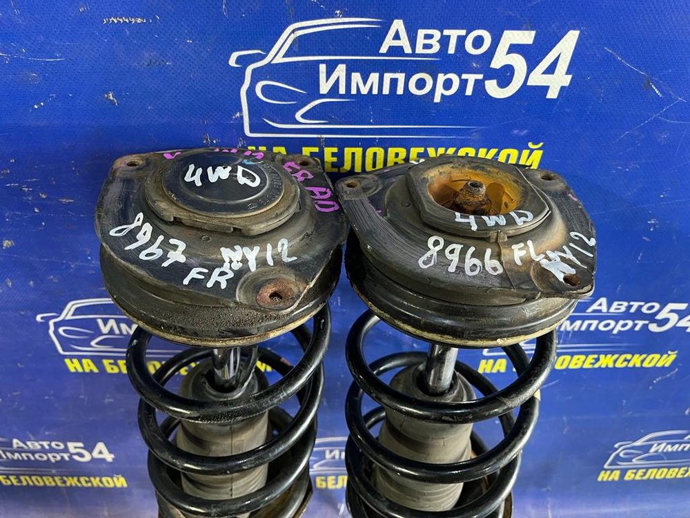 Стойка передняя левая NISSAN AD 2006-2016