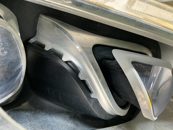 Битая Фара правая Mercedes GLE W166 (15-18) LED