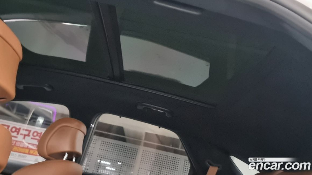 Genesis GV70 2.5T Бензин AWD (03.2023)