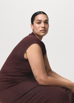 Трикотажное платье с воротником perkins