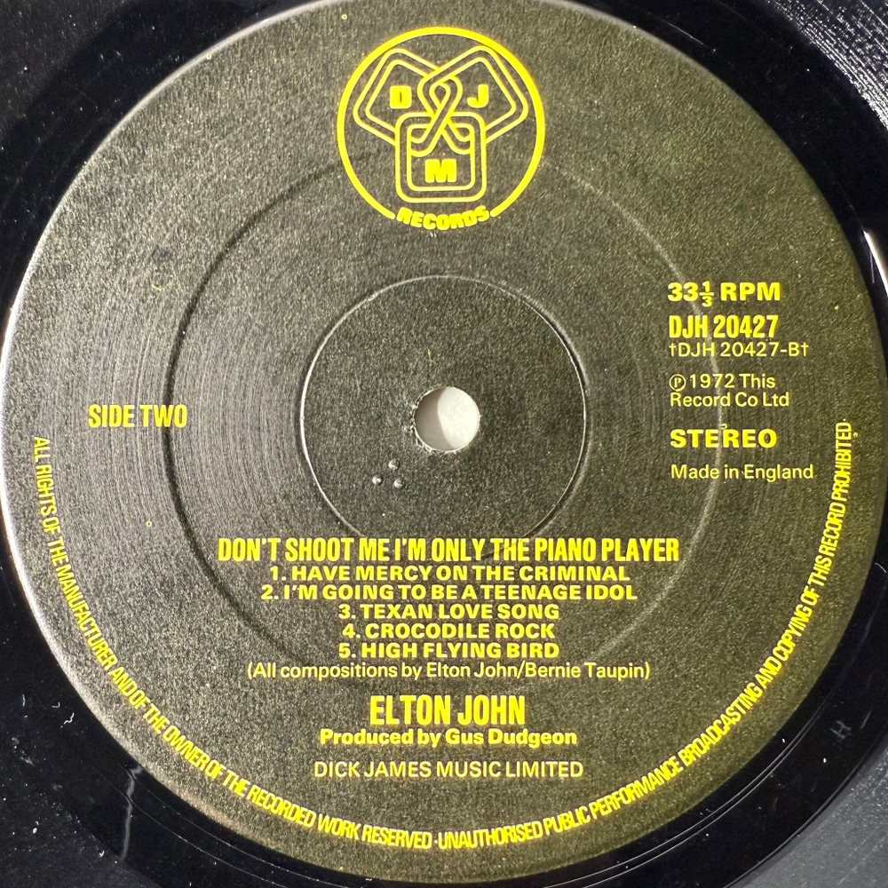 Elton John ‎– Don't Shoot Me I'm Only The Piano Player (Англия)