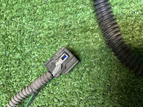 Проводка заднего бампера Hongqi HS5 (2019-н.в.)