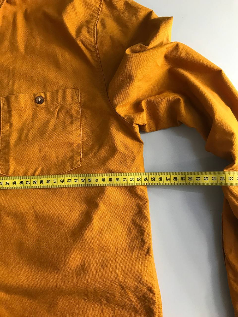 Рубашка Weekday стильного оттенка, визуально на 50/52 размер