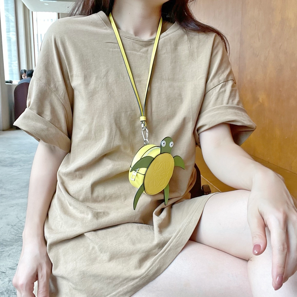Loewe Turtle Cookie Pouch