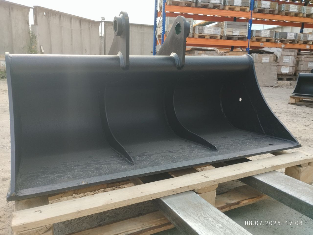 Ковш CAT 428 планировочный 1200 мм