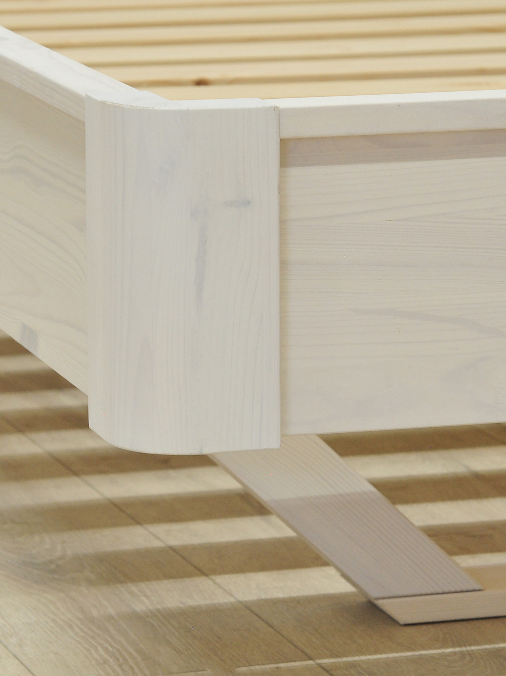 Кровать 160х200, Калантея, двуспальная, деревянная, парящая, массив сосны, белый, Dipriz