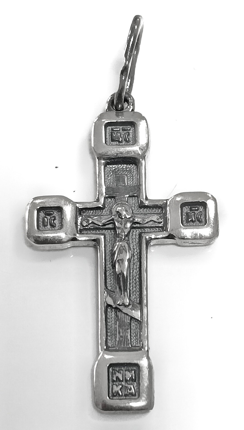 Ювелирный крест из серебра с чернением