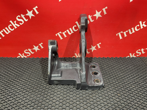 Кронштейн передней рессоры правый 2019г.