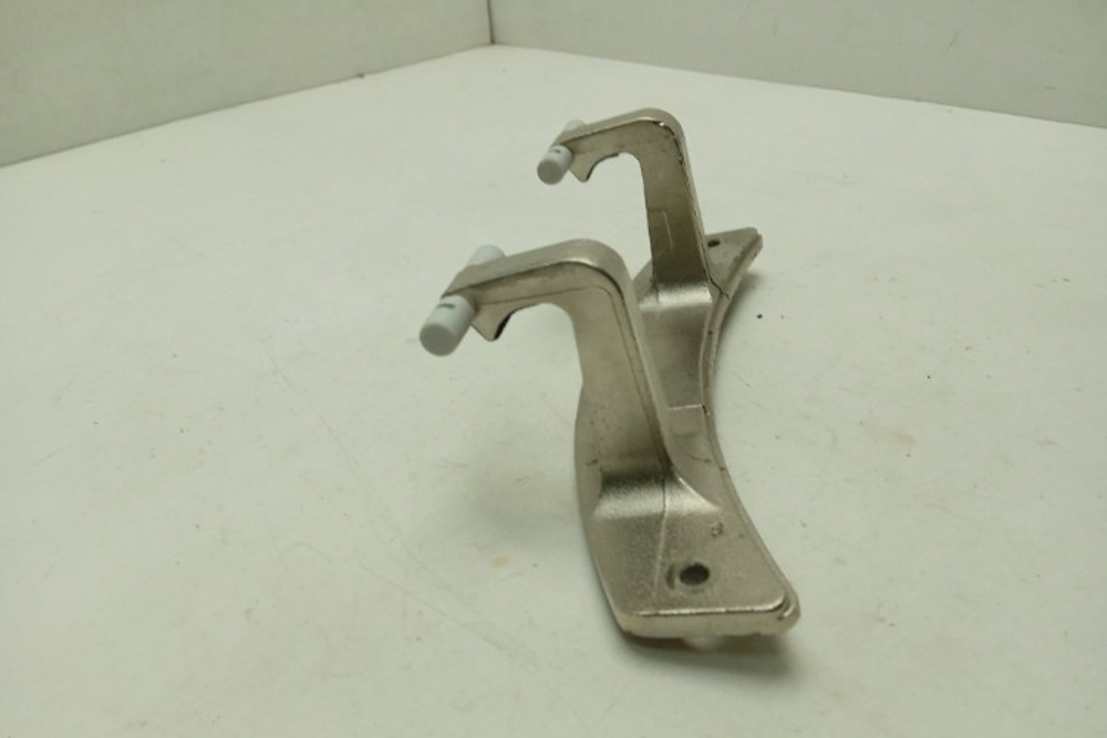 F10A8HDC кт159 Петля люка для стиральной машины LG F10A8HDC б/у