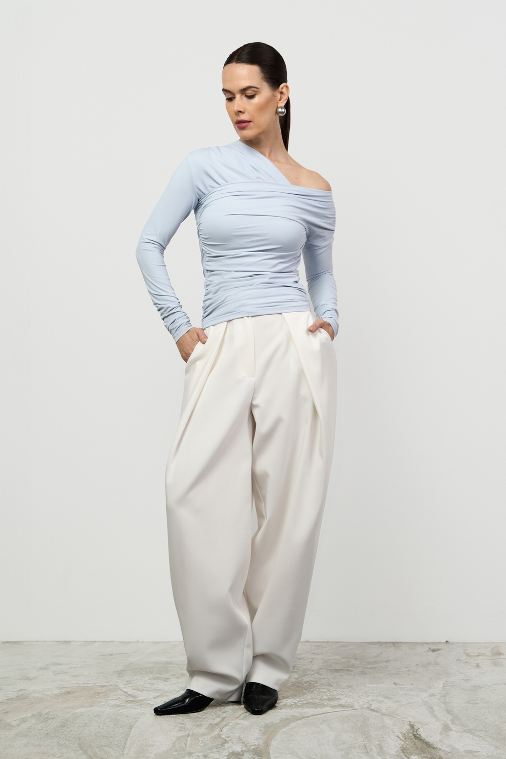 Лонгслив с драпировкой