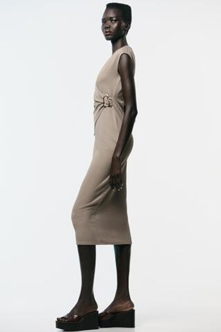 ZARA ПЛАТЬЕ МИДИ БЕЗ РУКАВОВ, БЕЖЕВЫЙ