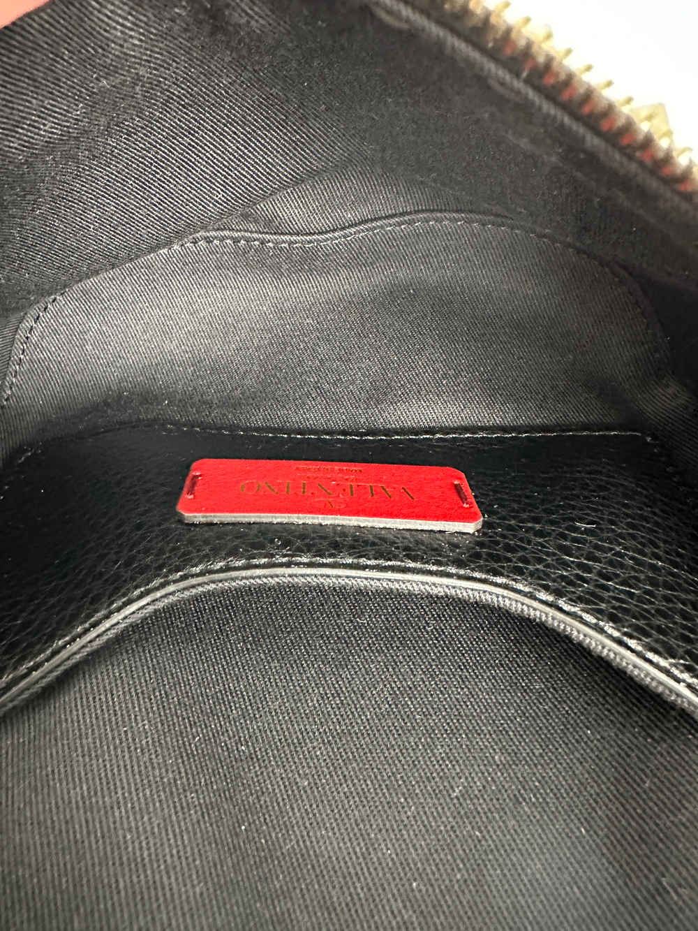 Сумка Valentino Leather Rockstud Belt Bag