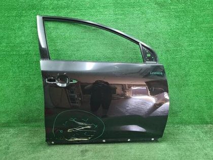 Дверь передняя правая Nissan Murano Z51 (07-15)