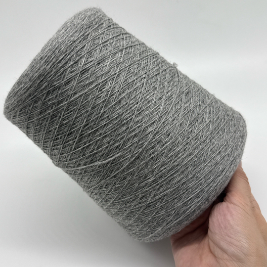 Пряжа CARIAGGI FLANELL 2/15 (65% меринос экстрафайн, 35% кашемир) 750м/100 м, серый меланж