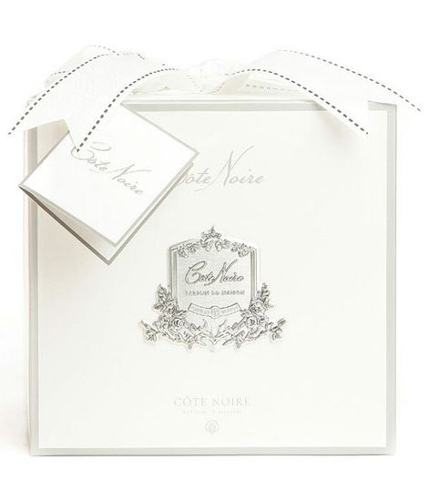 Светло-розовый букет из 5 роз в прозрачной вазе, Cote Noire