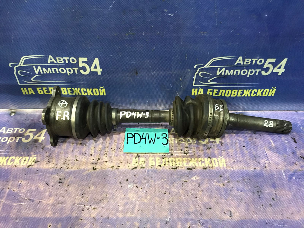 Привод передний правый MITSUBISHI DELICA 1994-1997