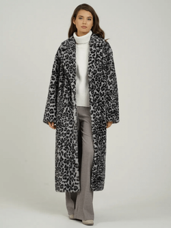 Шуба чебурашка из шерсти мериноса, снежный барс, SilverFox