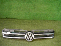 Решетка радиатора VW Touareg 2 NF (2010-2014)