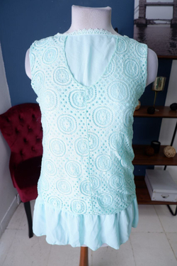 Блузка бирюзовая с кружевом 44-46 размер