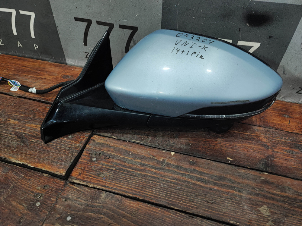 Зеркало левое 14 pin Changan UNI-K 20-нв Б/У Оригинал CD569F2710026004