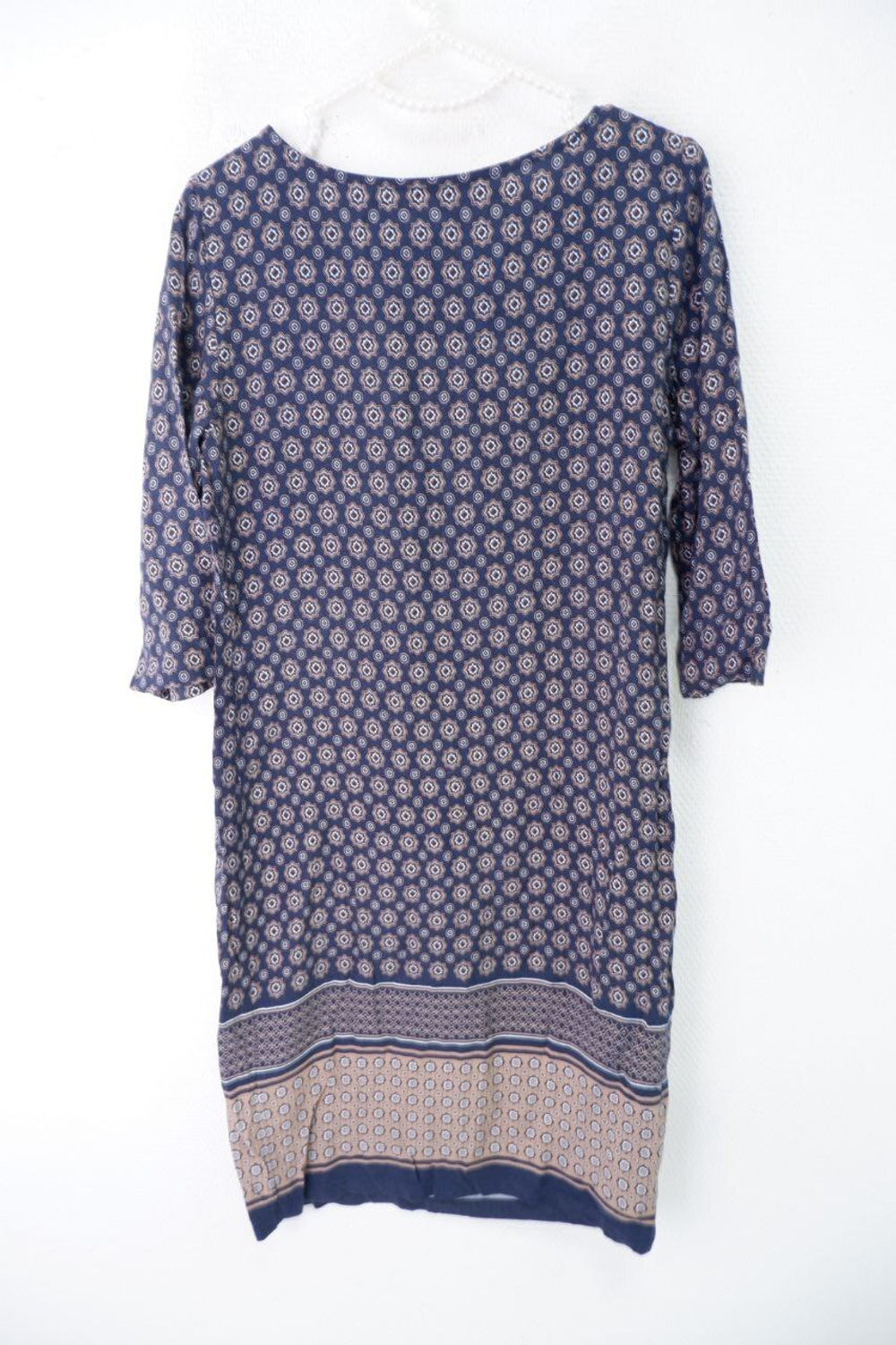 Платье O'stin из вискозы 44 размер