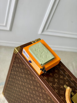 Louis Vuitton Noa Compact Wallet