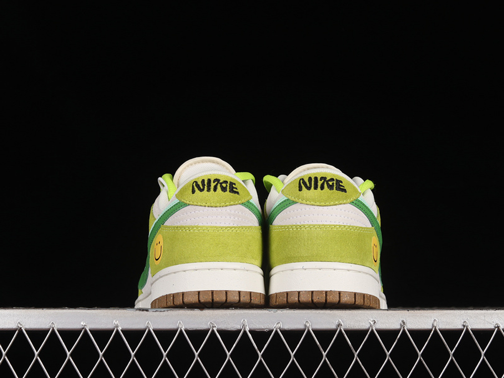 Nike Dunk Low SE 85 Neptune Green