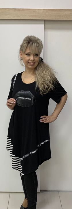 Черная туника с "губками" под эко-кожу с молнией