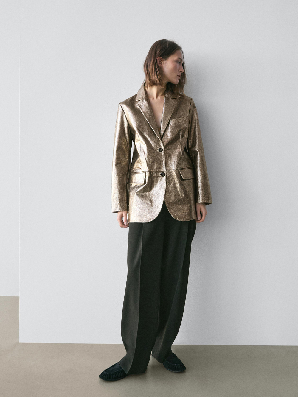 Massimo Dutti Блейзер из металлизированной кожи наппа, золотой