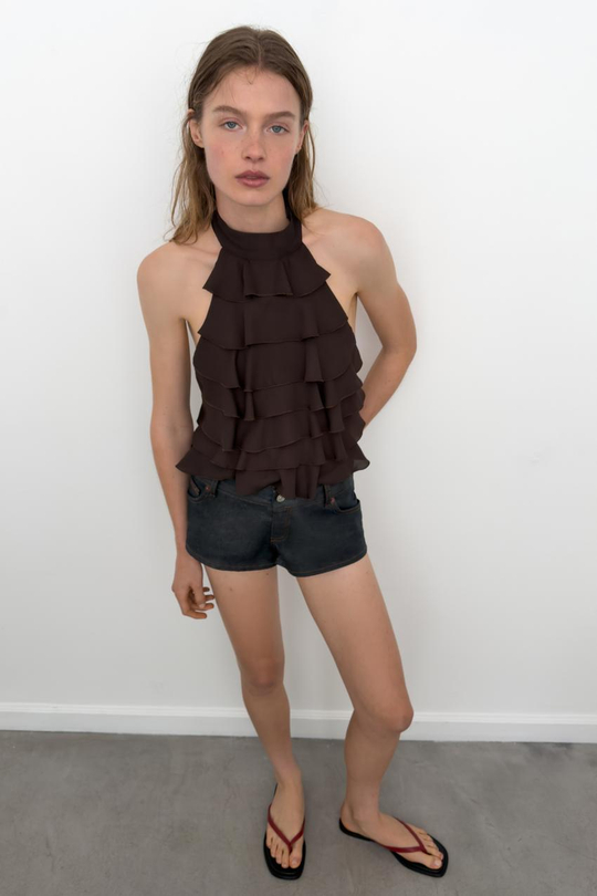 ZARA ТОП ИЗ ЖОРЖЕТА С ГОРЛОВИНОЙ ХАЛТЕР, ТЕМНО-КОРИЧНЕВЫЙ