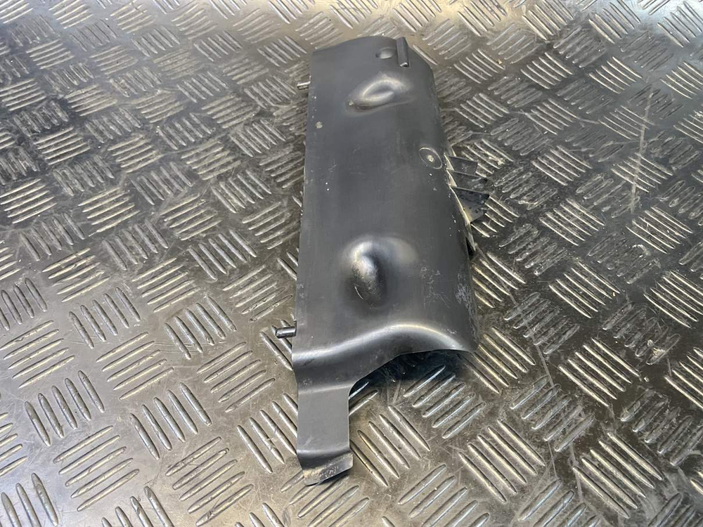 Пластик внутренний Suzuki GSR400 (GK7DA)