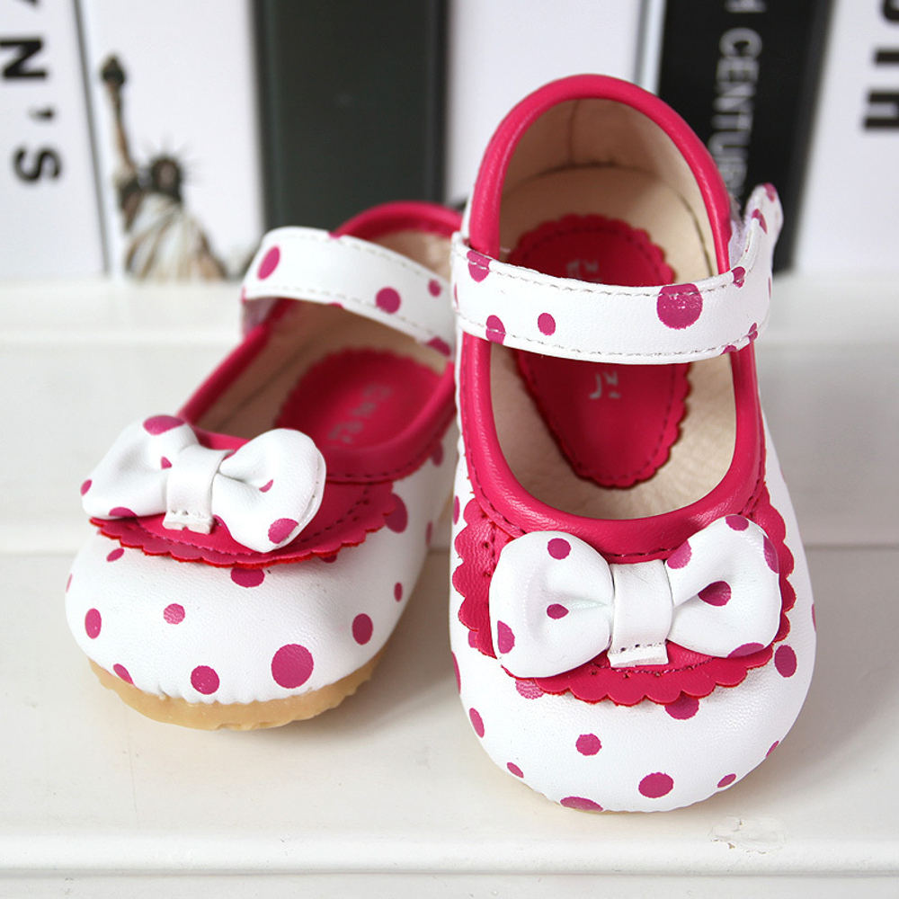 Туфли детские двухцветные в горох с бантом