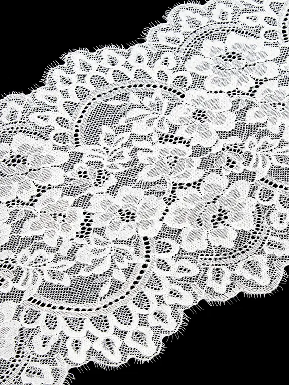 03-275 Кружево эластичное 23 см, теплый белый