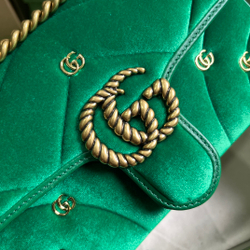Gucci Marmont 22 cm