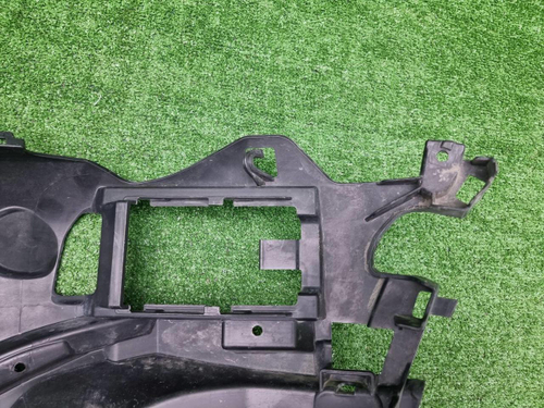 Кронштейн переднего бампера RH BMW 5er G30 (20-23)