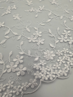 Вышивка на сетке белоснежная К825 (25 см)