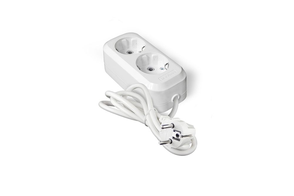 Удлинитель UNIVersal ЛЮКС У10-553 3х0,75 2гн.2м.