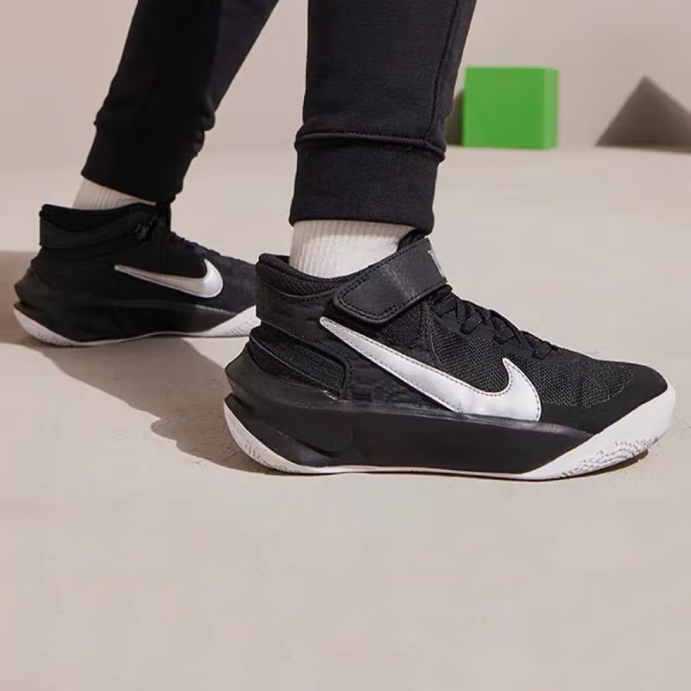 Кроссовки Nike, DD7303-004